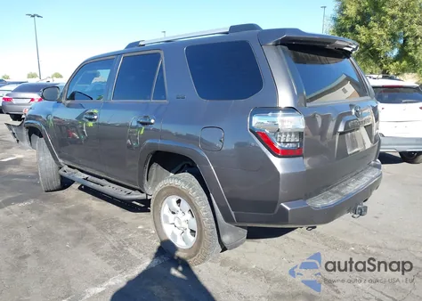 2020 Toyota 4Runner Sr5 из США, поврежденный, VIN JTEBU5JR4L5792227